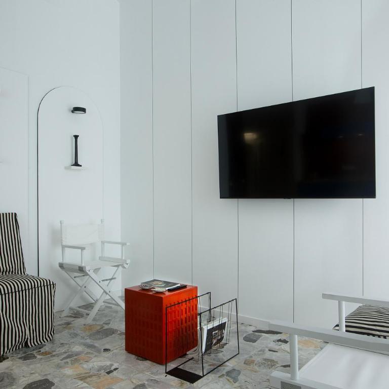 Residenza Farella - Appartamento Premium con 3 Camere da Letto e Balcone - 17