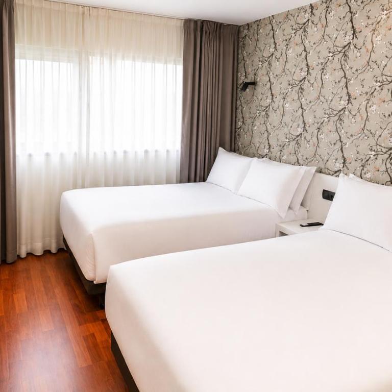 Hotel Apartamentos San Fermín Pamplona - Habitación Familiar - 3