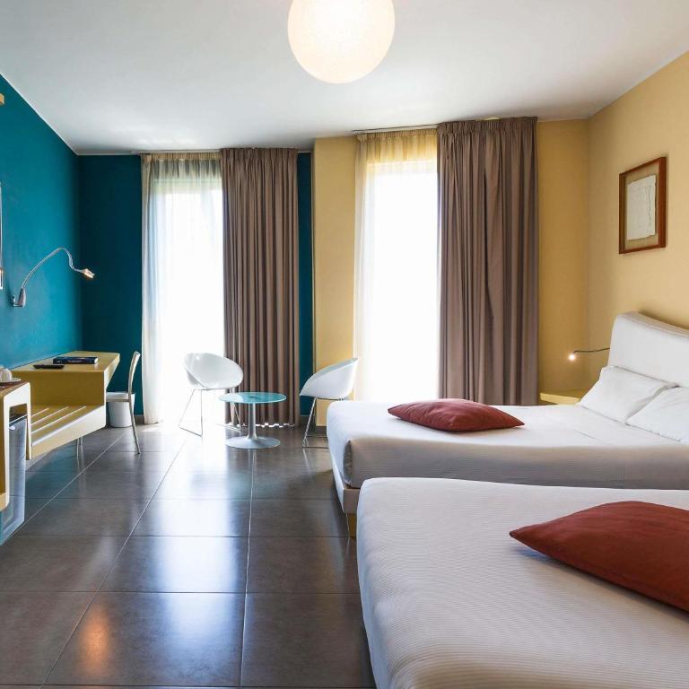 ibis Styles Catania Acireale - Camera Superior con 2 Letti alla Francese - 7