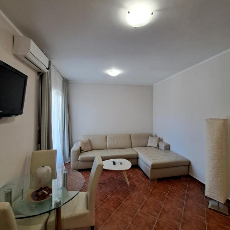 Monte Aria panorama suites - Apartment with Pool View - 2