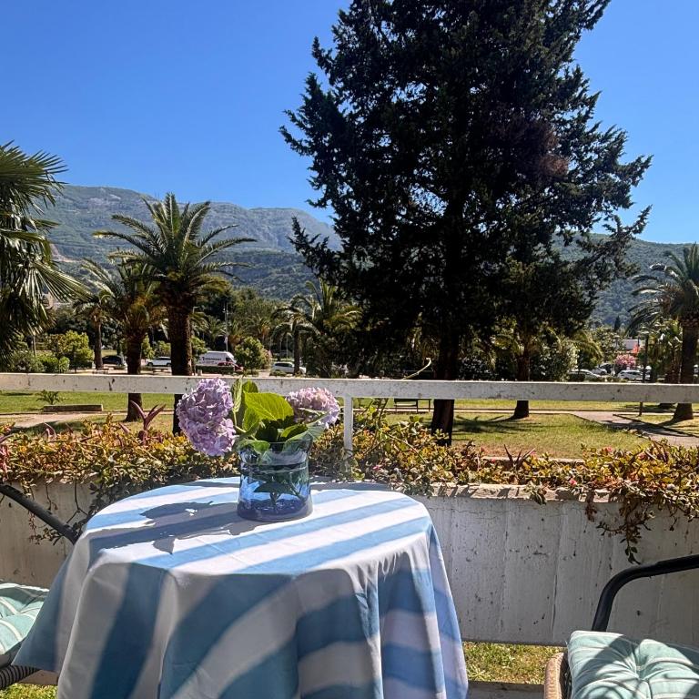 Two Bedroom Apartment near Slovenska Beach - Two-Bedroom Apartment - 5
