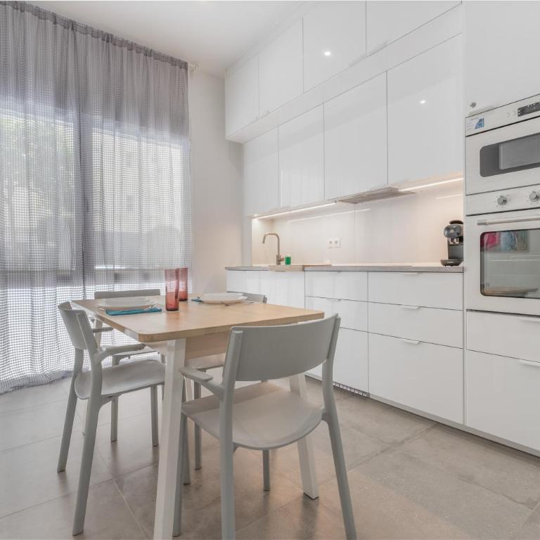 Arena Y Sal Suites Fuengirola - Appartamento con doccia - 3