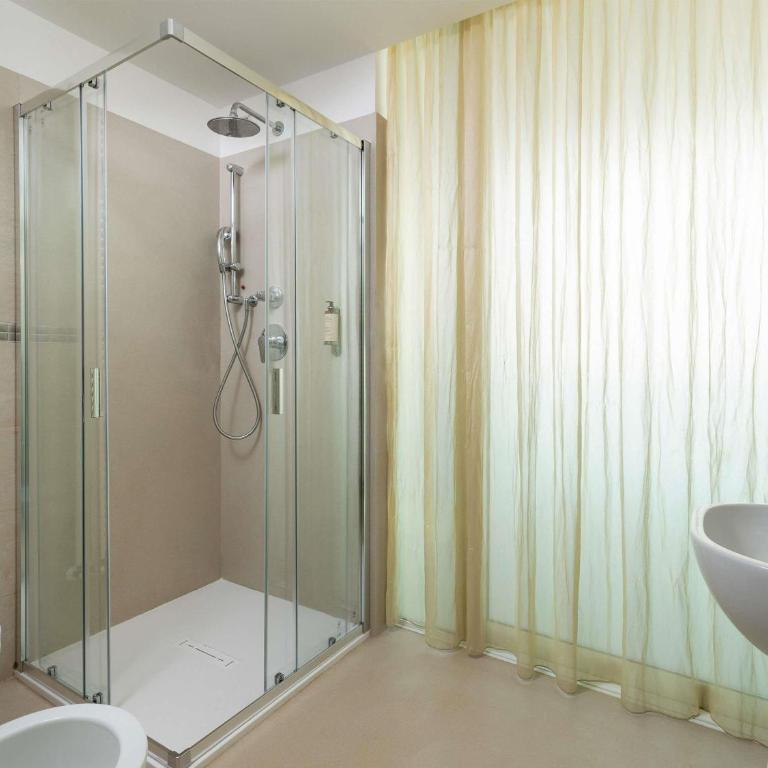 Mercure Hotel Rimini Artis - Junior Suite con Vista Mare - 5