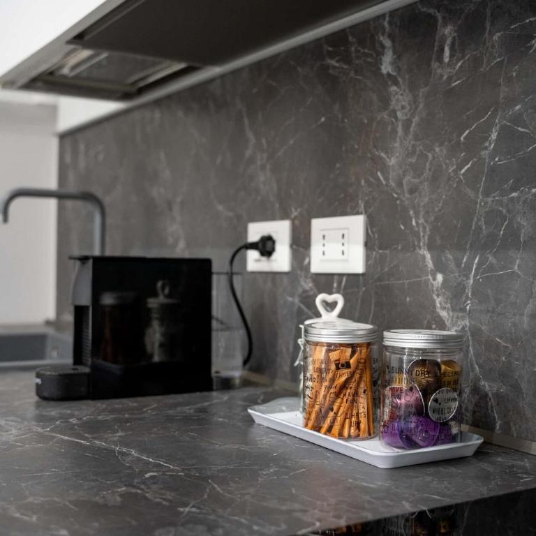 Premium 2BR modern apartment in Milan - Two-Bedroom Apartment - 22
