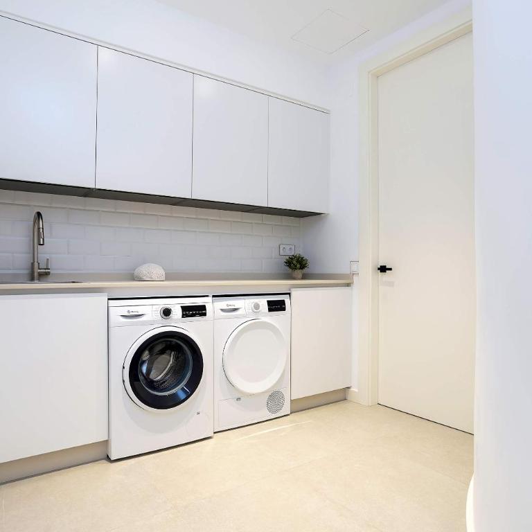 Genteel Home Plaza de la Marina - Apartamento Premium de 3 dormitorios con balcón - 23