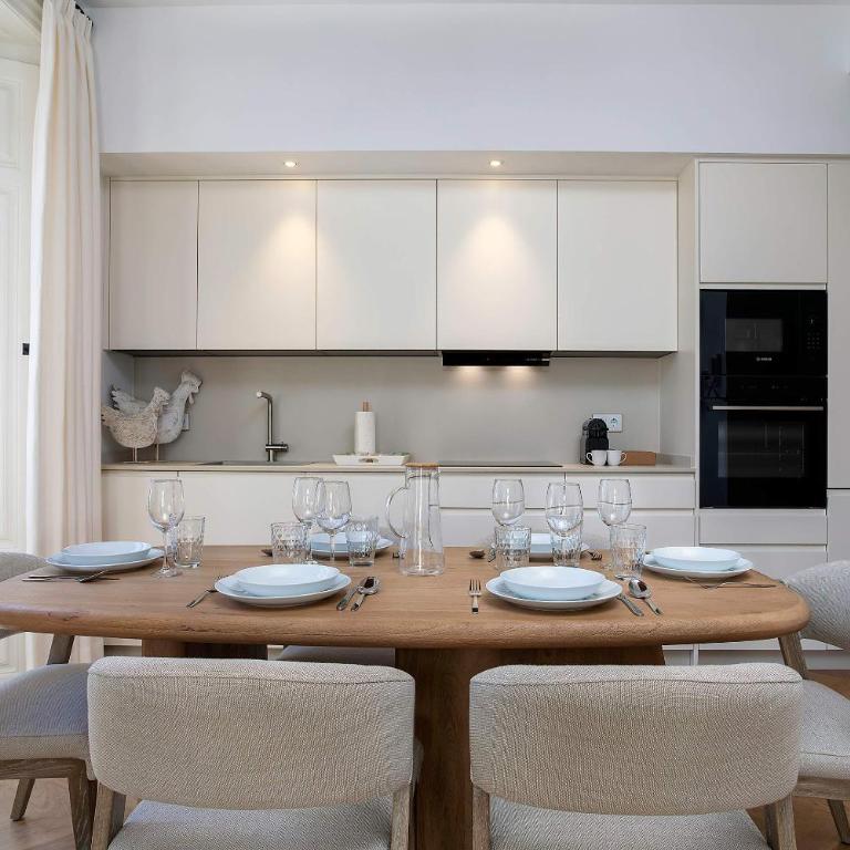 Genteel Home Plaza de la Marina - Apartamento Premium de 3 dormitorios con balcón - 9