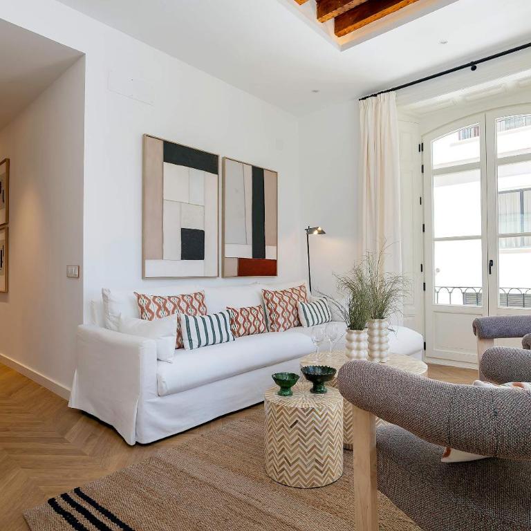 Genteel Home Plaza de la Marina - Apartamento Premium de 3 dormitorios con balcón - 13