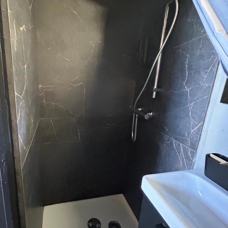 Studio gare centre ville Clim - Apartamento de 1 dormitorio - 7
