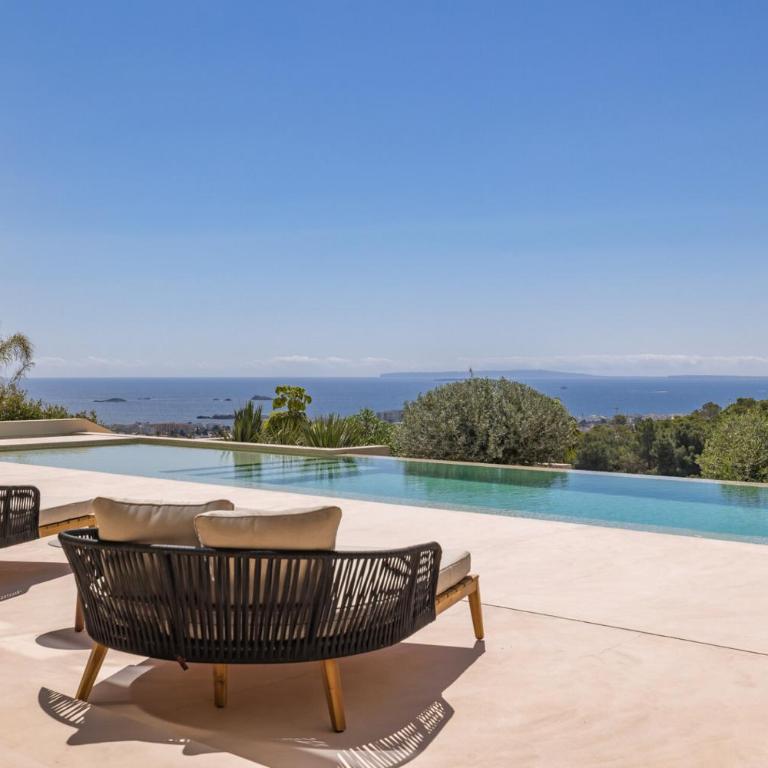Spacious contemporary new build villa - Villa with Private Pool - 17