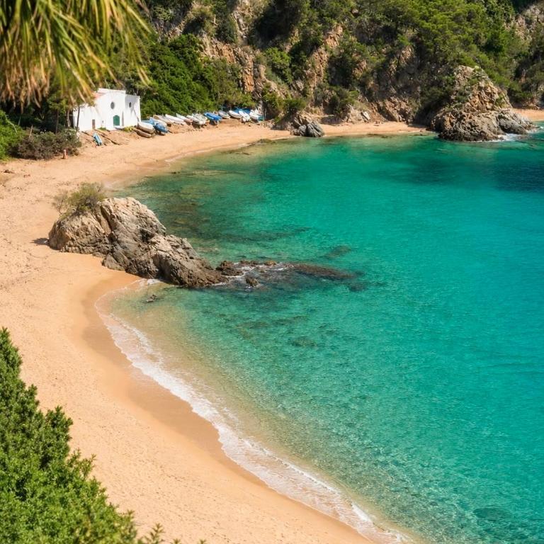 Cala Canyelles Villa & Private Studio with Garden - Estudio Familiar - 3