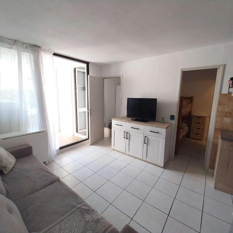 T2 Cabine RDC, parking, 4 couchages, proche plage - Appartement 1 Chambre avec Terrasse - 8
