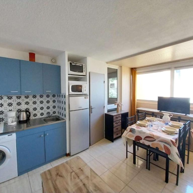 Coquet T2, classé Meublé de Tourisme, 4 couchages, 1er étage, Narbonne Plage - Appartement 1 Chambre - Côté Mer - 1