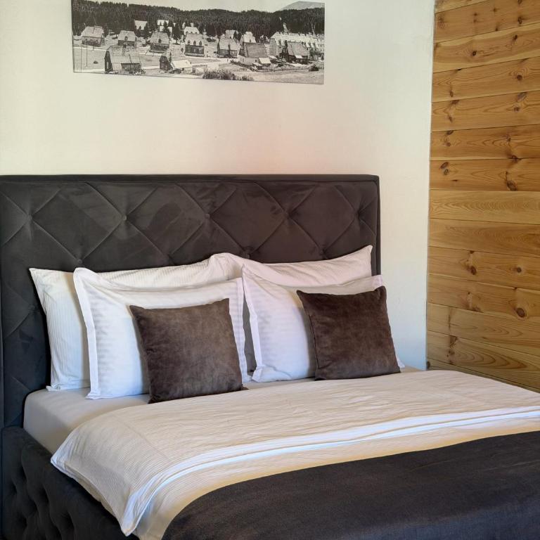 Lux Studio Apartments - Family Studio - 2