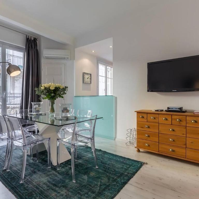 Modern 2-Bed Pedestrian Rue Hoche with AC & Balcony - Apartment mit 2 Schlafzimmern - 13