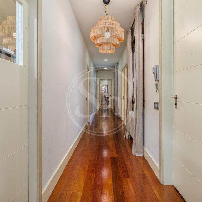 Spacious Apartment Near Passeig de Gràcia - Apartamento de 3 dormitorios - 2