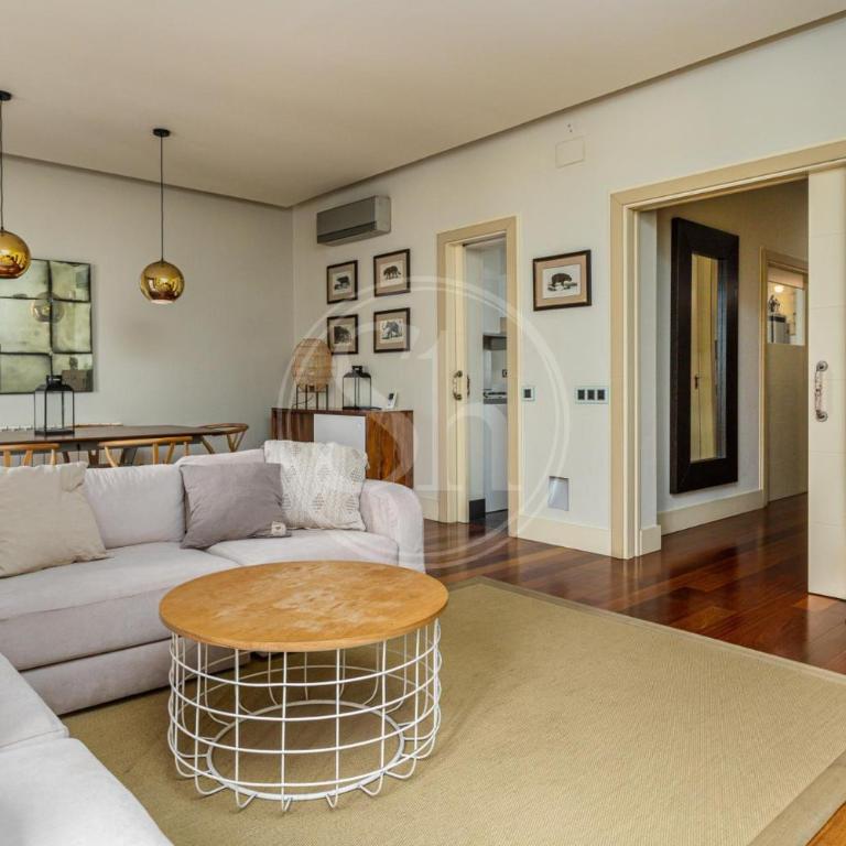 Spacious Apartment Near Passeig de Gràcia - Apartamento de 3 dormitorios - 24