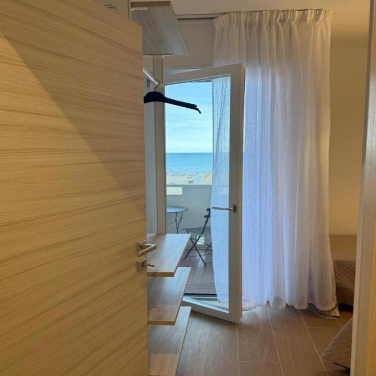 Sea view escape at Lido dei Pini - Appartamento - 11