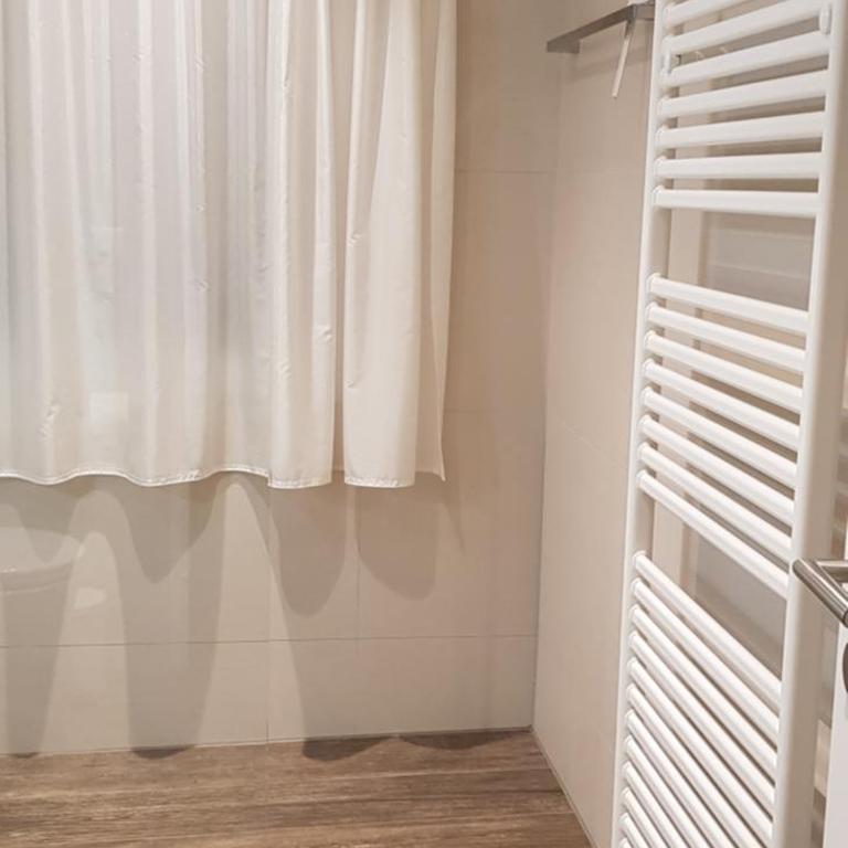 Ferienwohnung Bräma-Blick - Apartment mit 1 Schlafzimmer und Balkon - 11