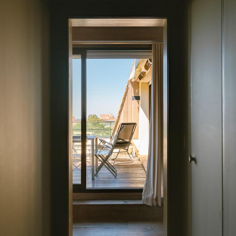 Le Belvédère - Penthouse with sea & country views - Three-Bedroom Apartment - 12