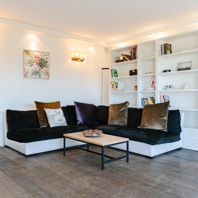 Le Belvédère - Penthouse with sea & country views - Three-Bedroom Apartment - 5