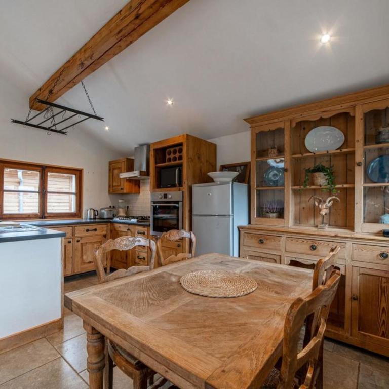 Charmant Chalet avec jardin aux Houches - Chalet - 8