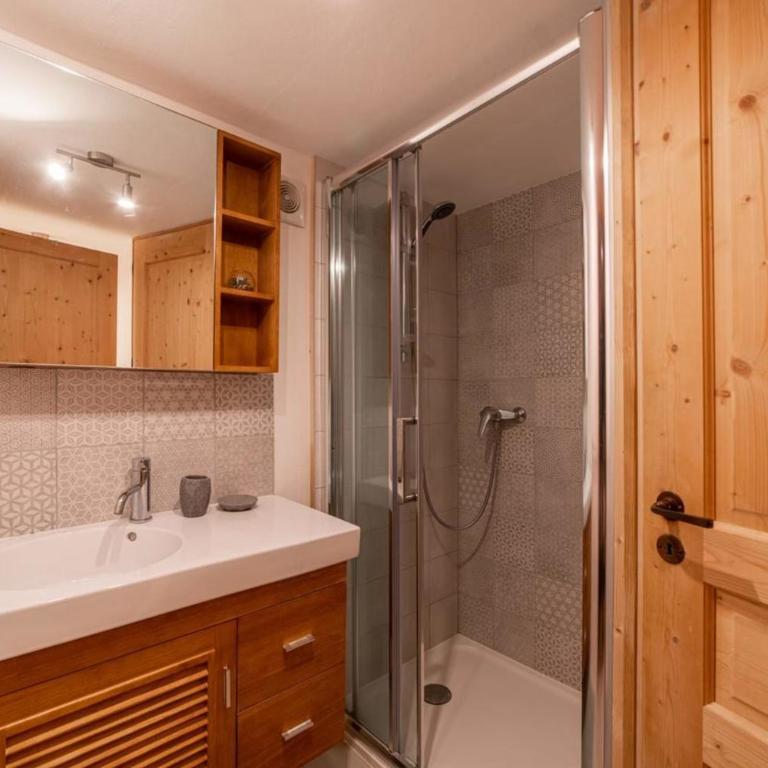 Charmant Chalet avec jardin aux Houches - Chalet - 5