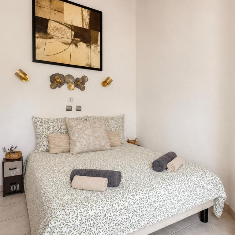 Maison avec terrasse, piscine partagée, 5 mn plage - Haus mit 2 Schlafzimmern - 19