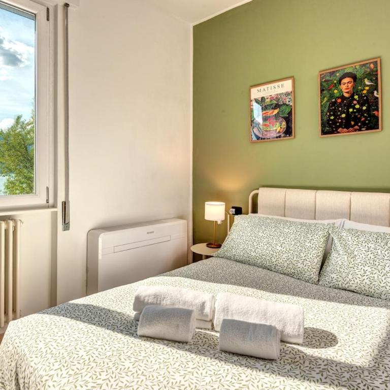 Design e Vista Lago Beachfront Oasis with AC e WiFi - Appartamento con 2 Camere da Letto - 20