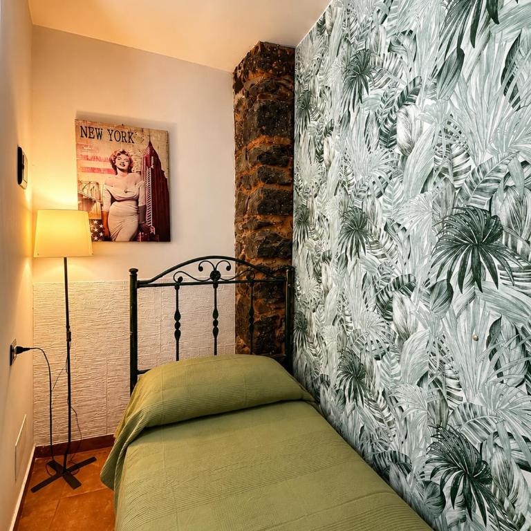 Casa Dei Nonni - Catania City Center Apartment near Duomo - Three-Bedroom House - 24