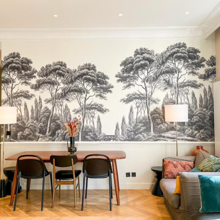 UrbanFlat 141 - Grand Appartement Champs-Elysees Ponthieu - Appartement - 11