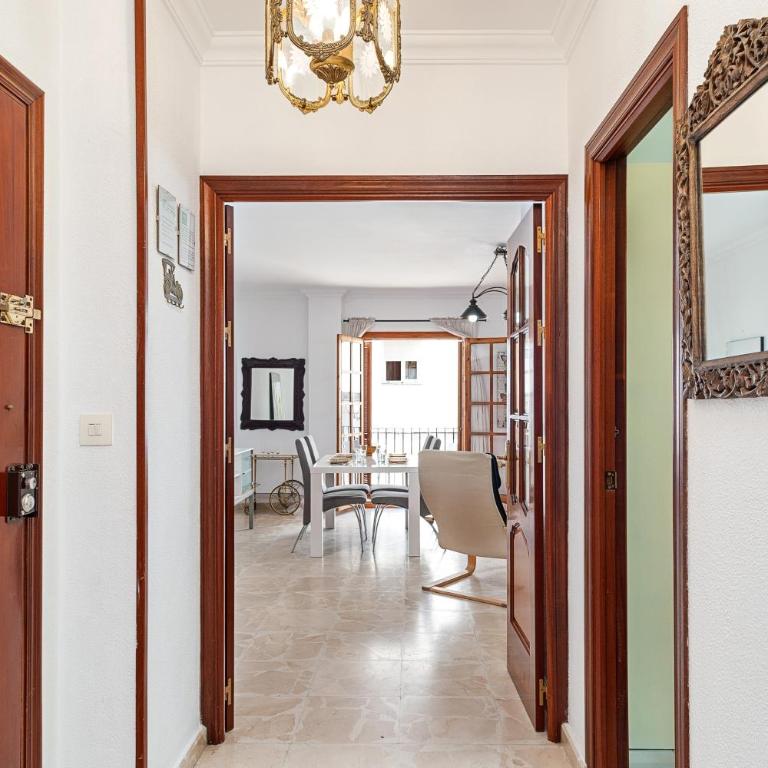 Federico 1 - Three-Bedroom Premium Apartment with Balcony - 7