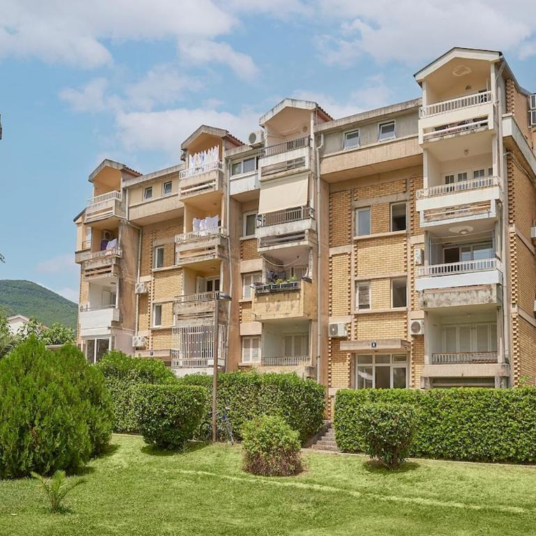 Park Budva, 2 bdr - Two-Bedroom Apartment with Balcony - 2