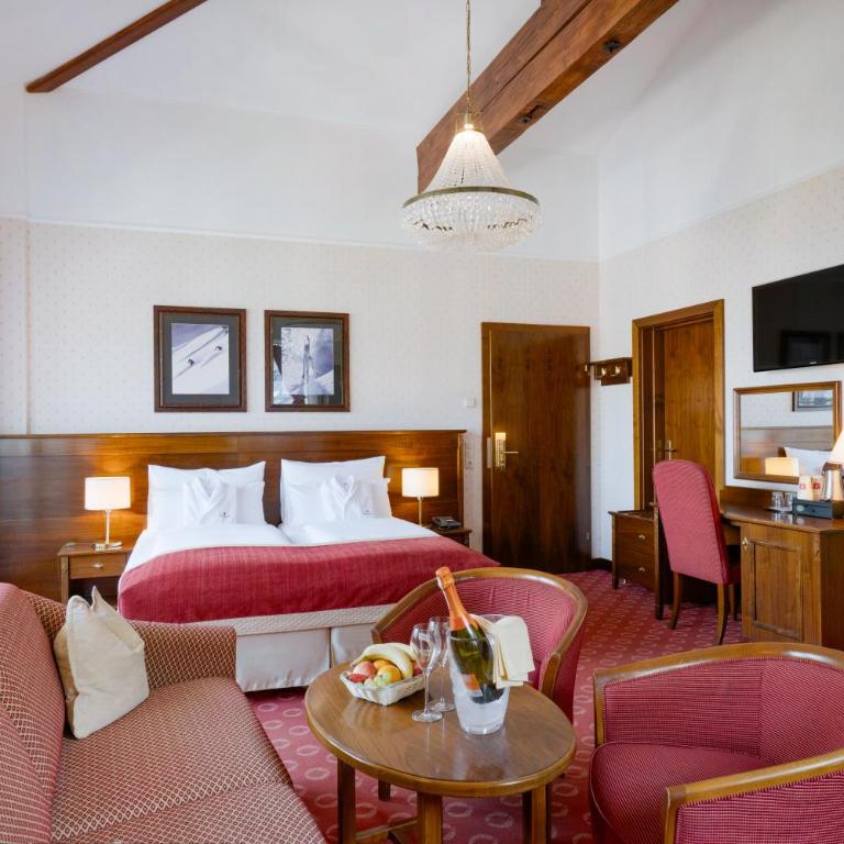 Hotel Salzburger Hof - Deluxe Dreibettzimmer - 4