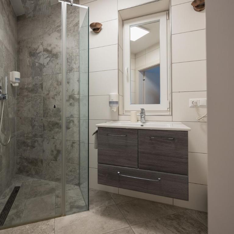CASA PLUS - Rooms & Apartments - Chambre Simple Deluxe - 5