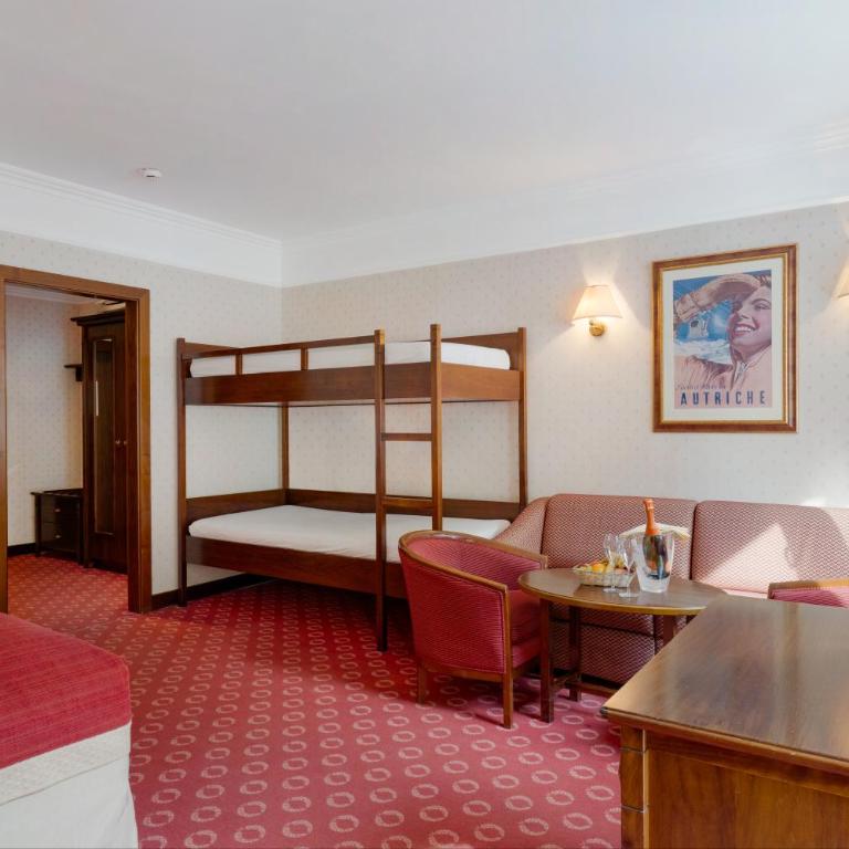 Hotel Salzburger Hof - Deluxe Vierbettzimmer - 4