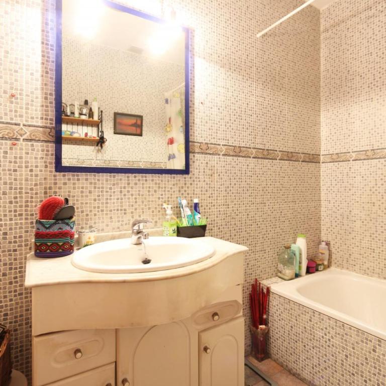 Luminoso y tranquilo entre Atocha y Reina Sofia - One-Bedroom Apartment - 13