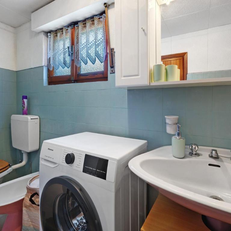 La Salvia Casa Vacanze - Appartamento Deluxe con 2 Camere da Letto e Balcone - 18