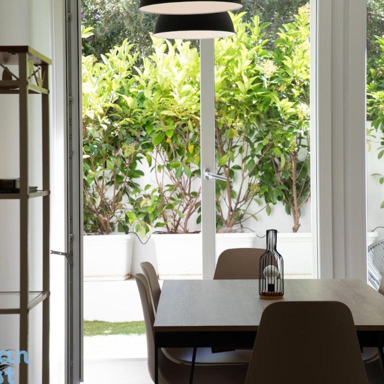RG suite 2 with free parking - One-Bedroom Apartment - 4