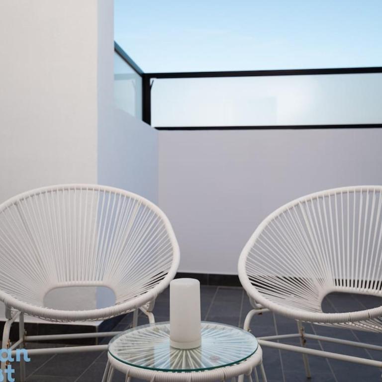 RG suite 2 with free parking - One-Bedroom Apartment - 15