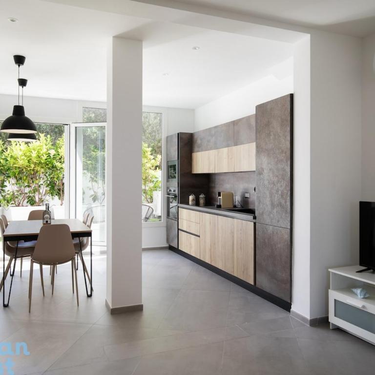 RG suite 2 with free parking - One-Bedroom Apartment - 9