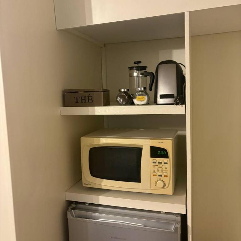 L'Atelier de Soie - Two-Bedroom Apartment - 4