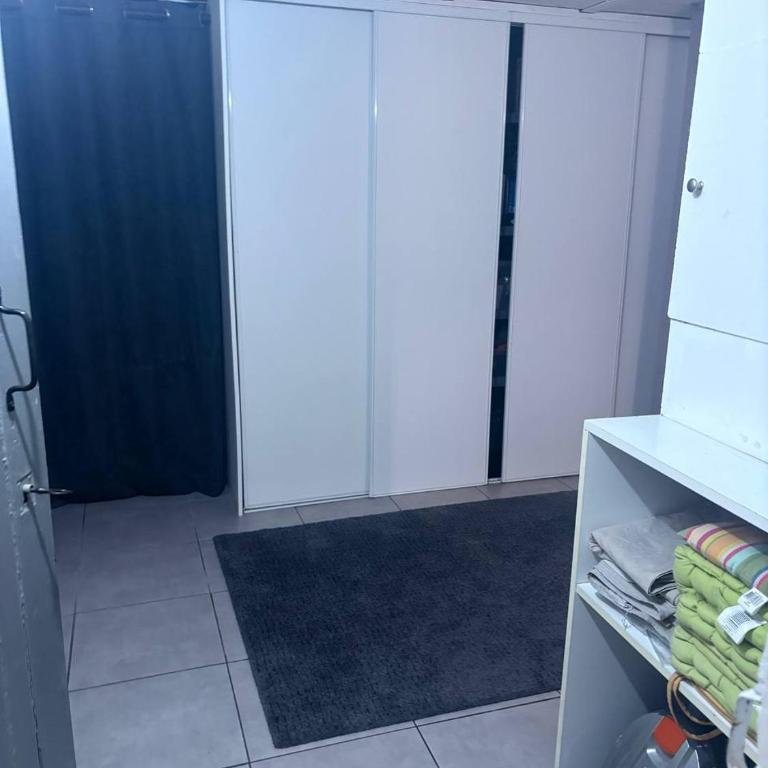 L'Atelier de Soie - Two-Bedroom Apartment - 9