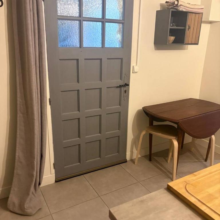 L'Atelier de Soie - Two-Bedroom Apartment - 10