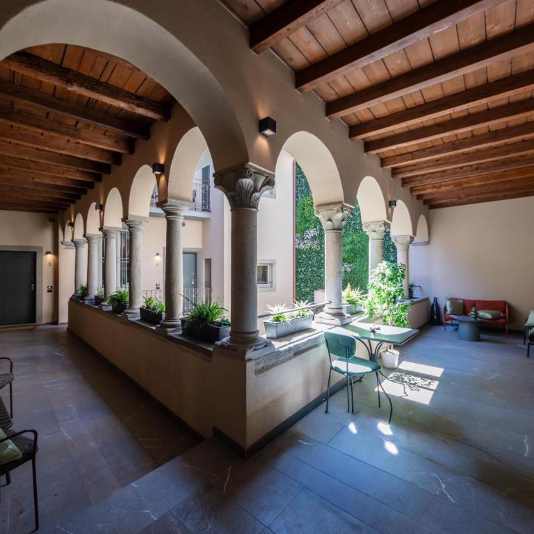 REGO APARTMENTS - Boutique Aparthotel with some off-site apartments in a Charming Historic District close to Upper Town - Apartment with Terrace - 21