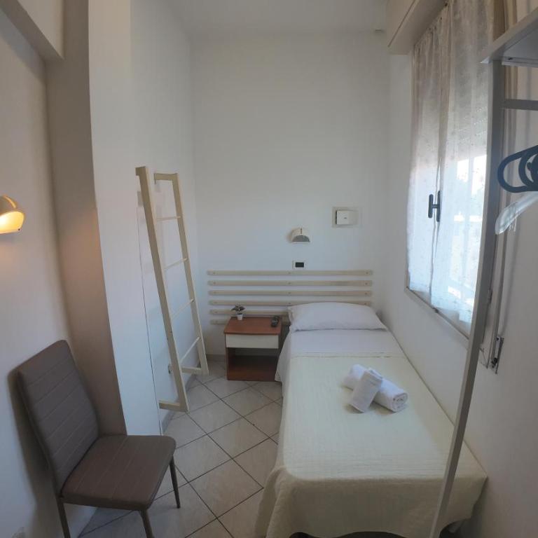 HOTEL JOHN - Camera Singola - 2
