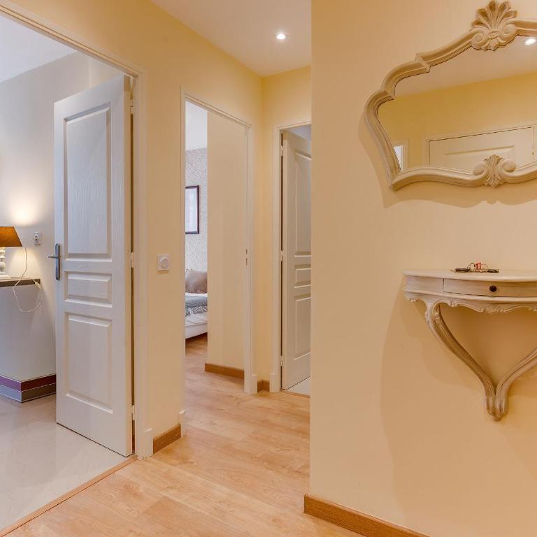 Orangeraie AP4506 By Riviera Holiday Homes - Appartement - 12