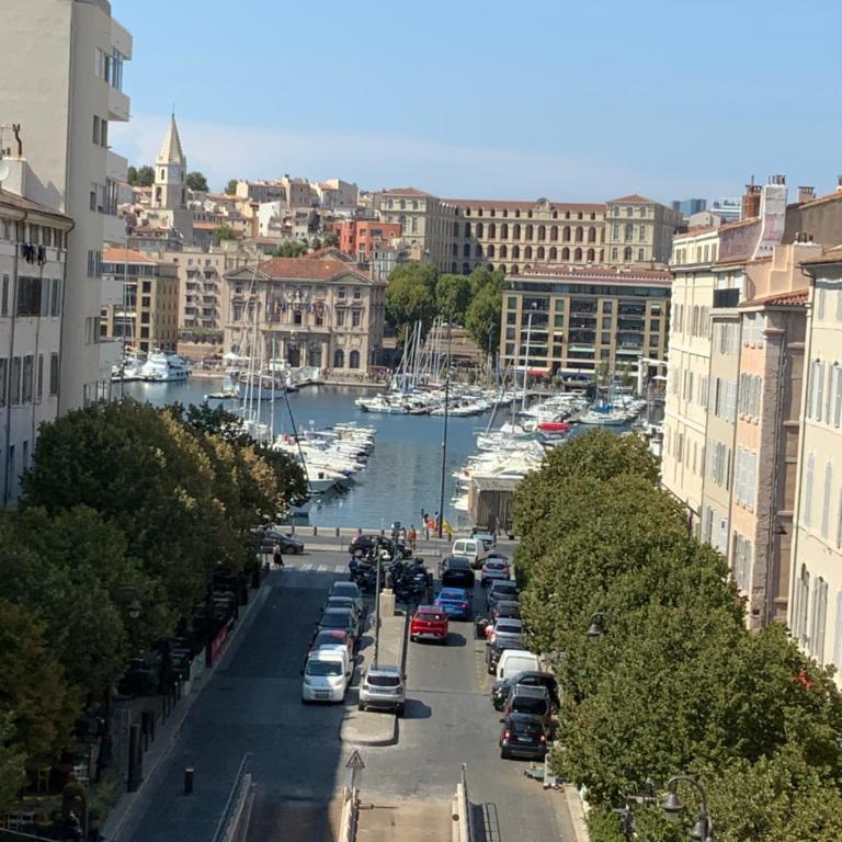 Vue sur le port superbe appartement atypique, logement entier - Appartement 2 Chambres - 2