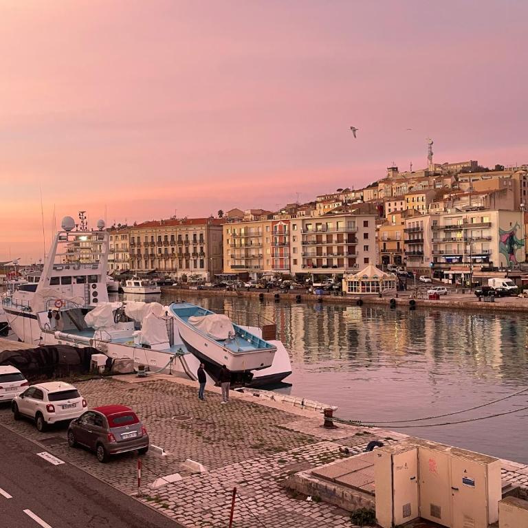 L'Atelier des Merveilles - Sur le port de Sète - Apartment - 15