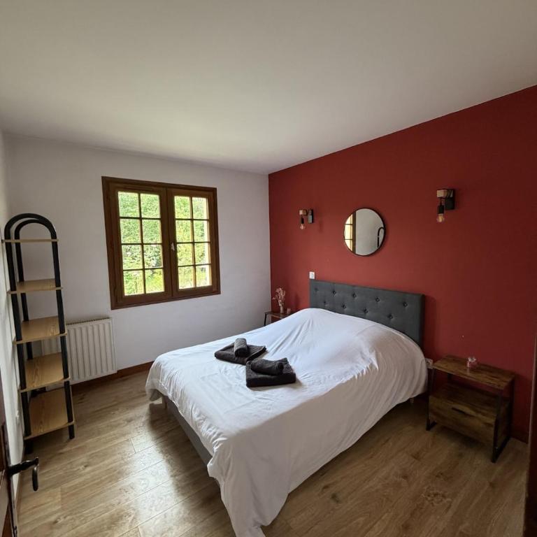 La Maison des Châtaigniers 3 chambres , terrasse , jardin à 5 min des lacs - Haus mit 3 Schlafzimmern - 6