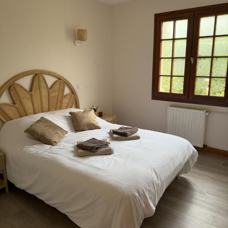 La Maison des Châtaigniers 3 chambres , terrasse , jardin à 5 min des lacs - Haus mit 3 Schlafzimmern - 16